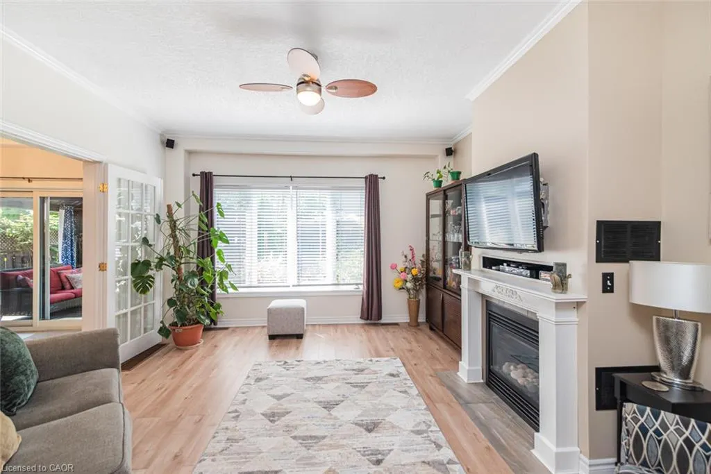 102 Willow Lane