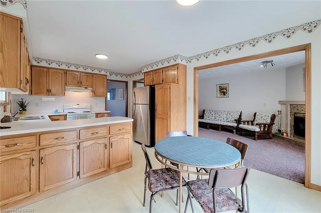 61 Highland Road