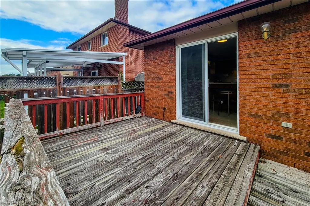 61 Highland Road