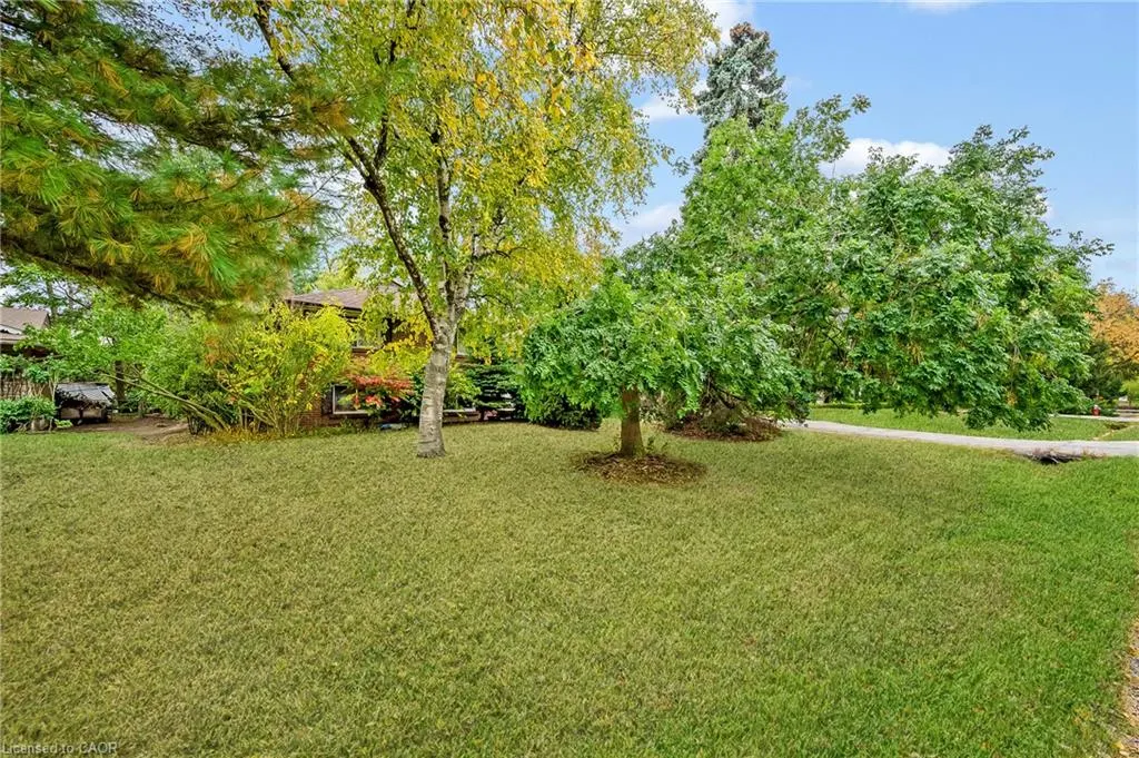 1342 Sedgewick Crescent