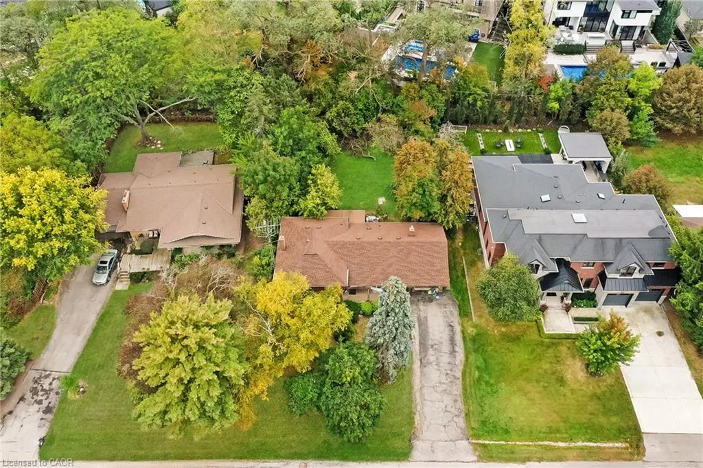 1342 Sedgewick Crescent
