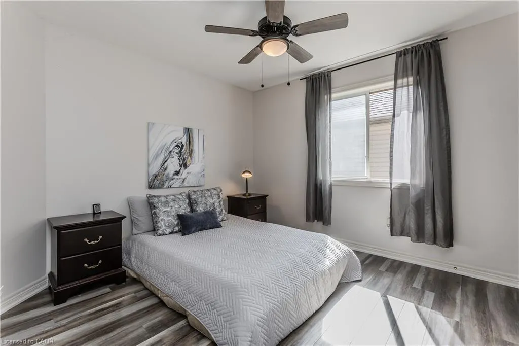 32 Great Oak Trail