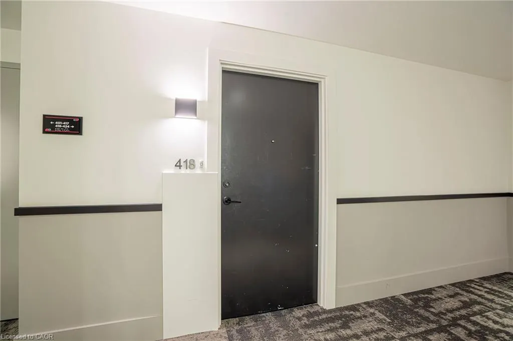 600 North Service Road #301