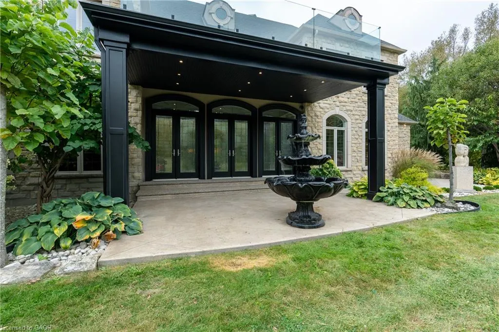 740 Fiddlers Green Road