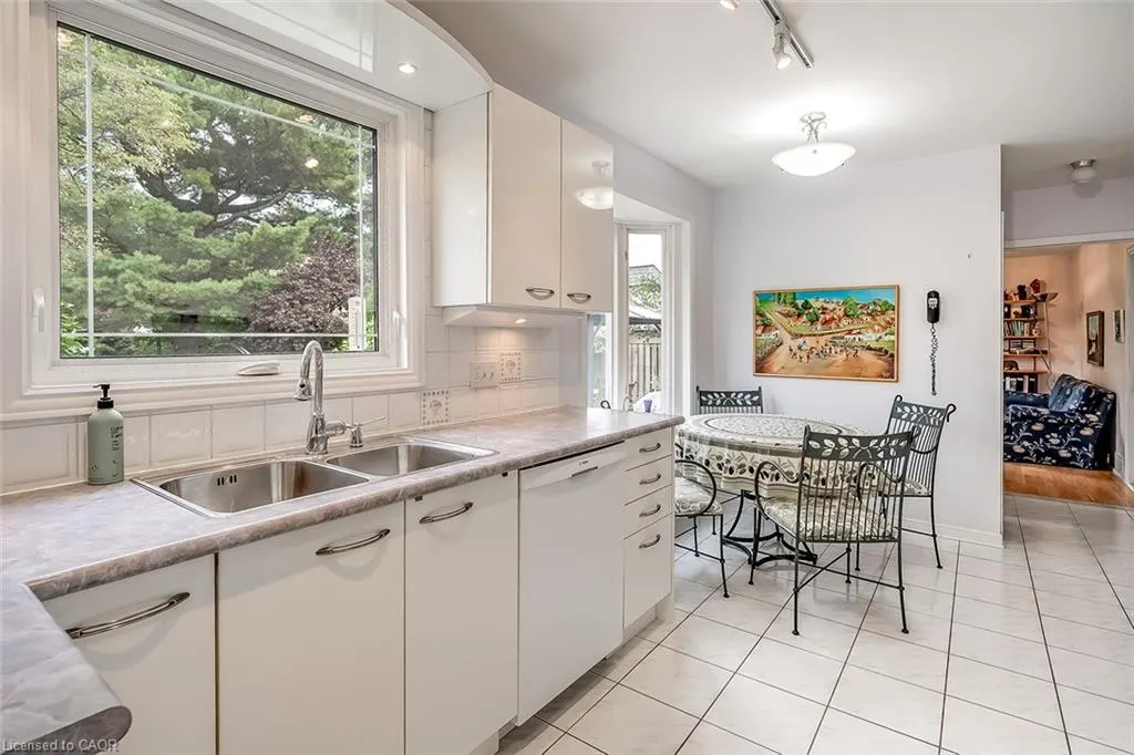 283 Belvenia Road