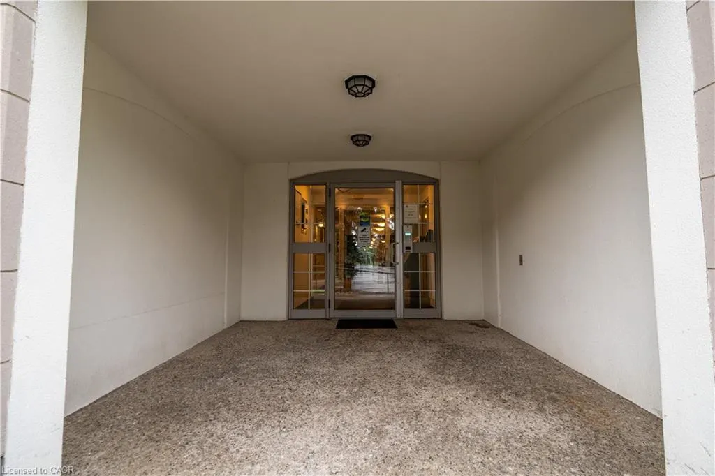 970 Golf Links Road #306