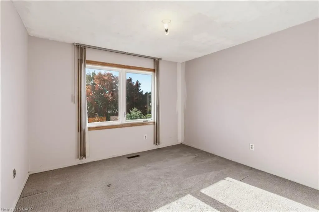3097 Autumn Hill Crescent