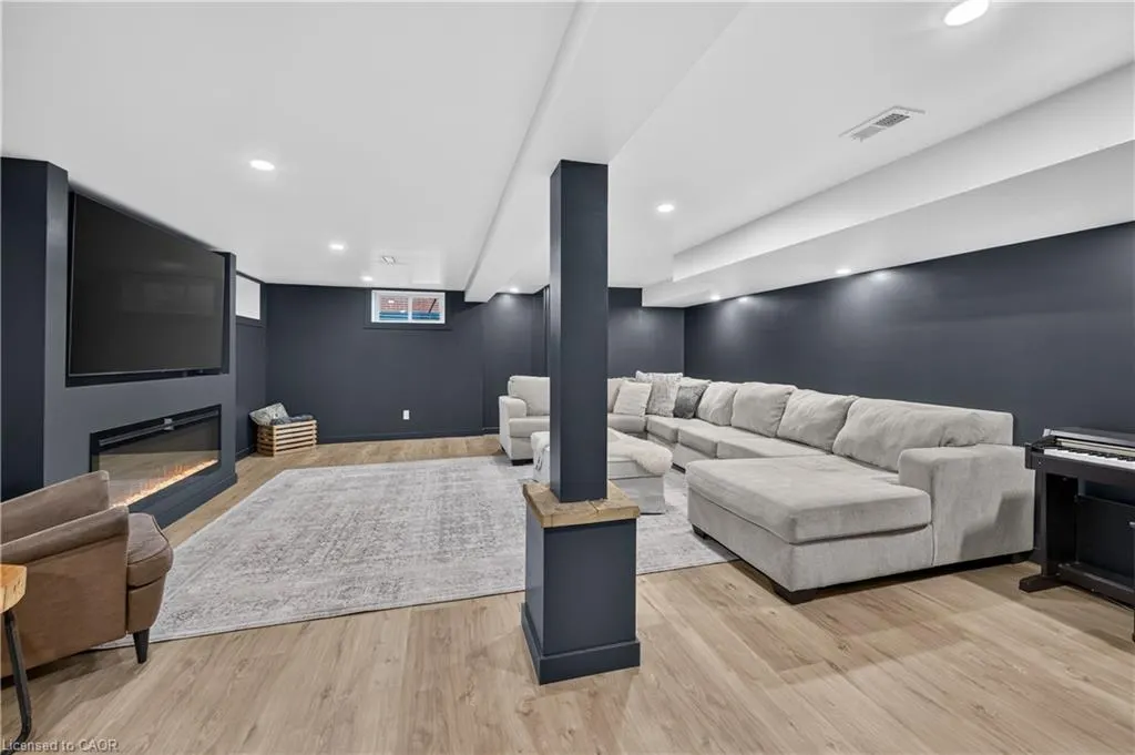 1355 Woodburn Road