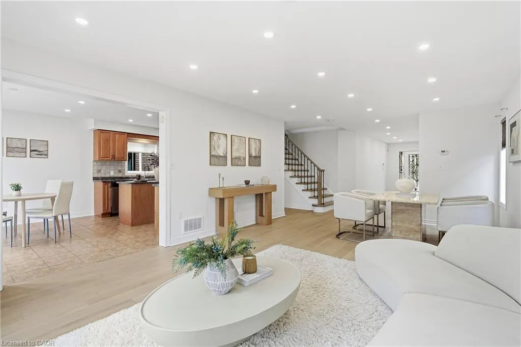 115 Bocelli Crescent