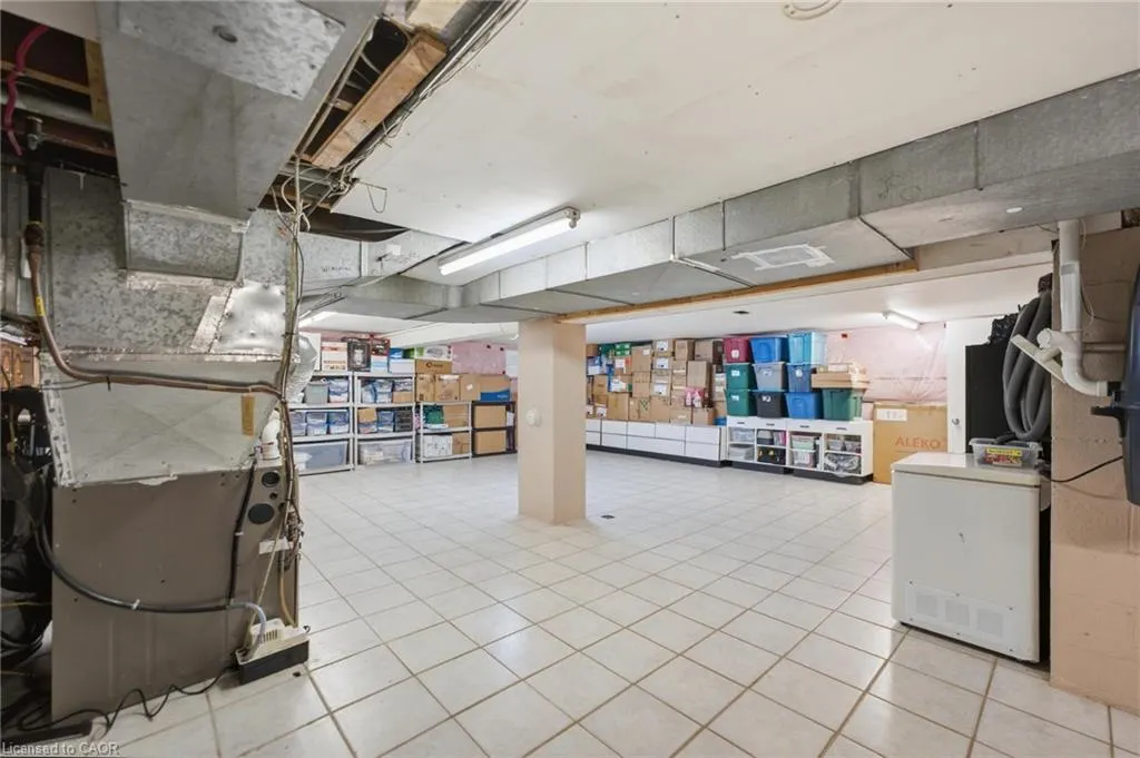 1260 Highway 8