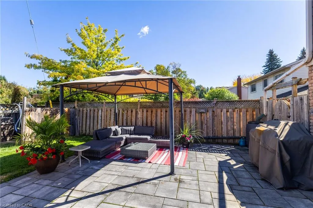4248 Dunvegan Road