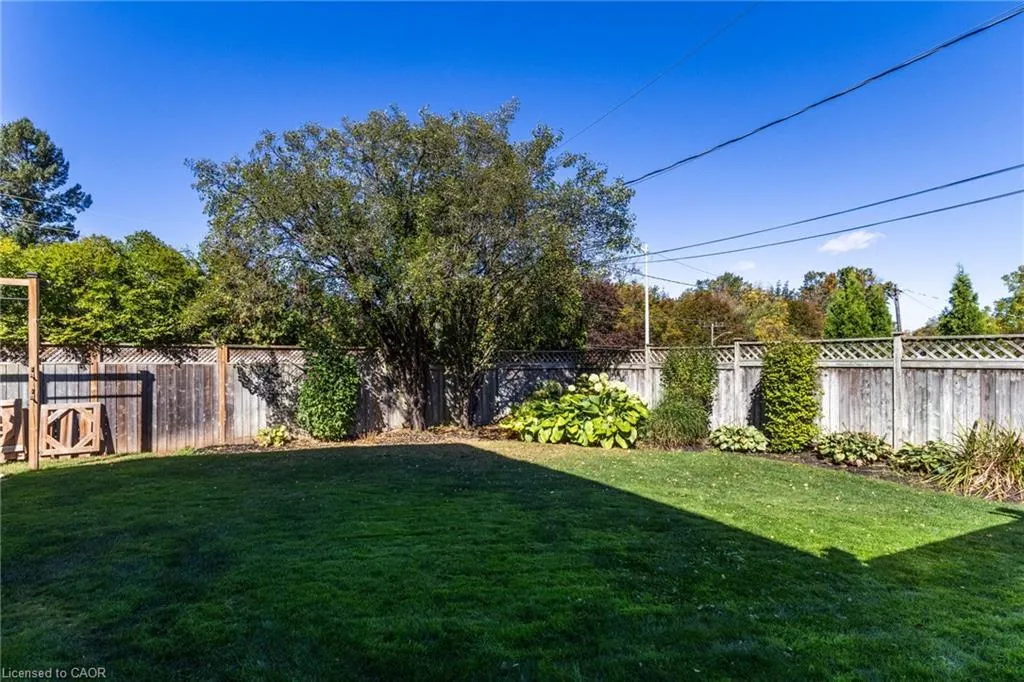 4248 Dunvegan Road