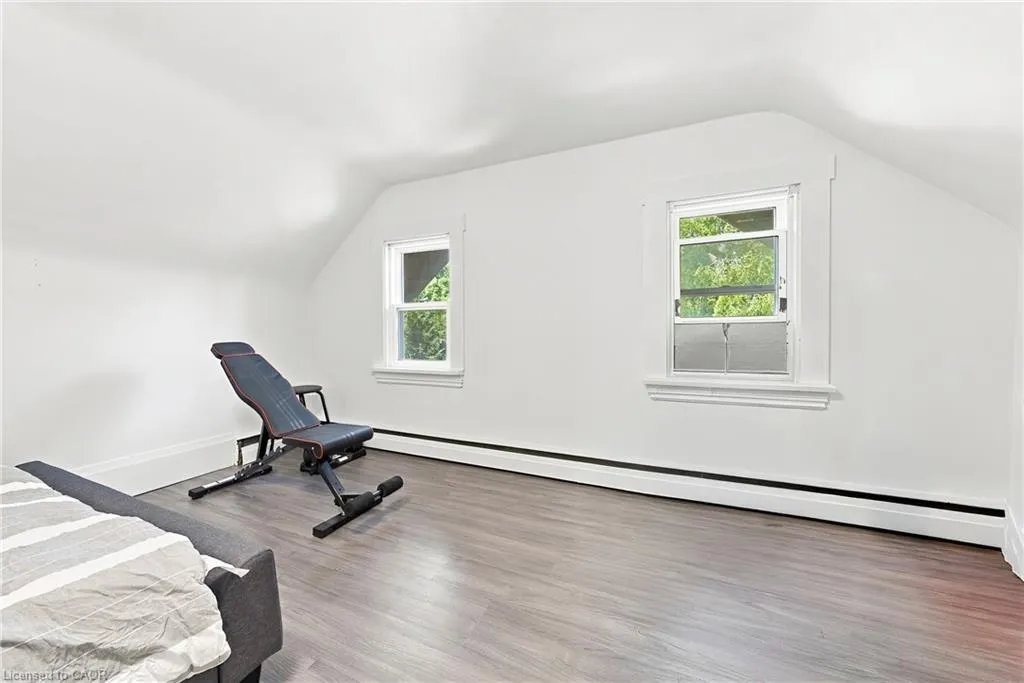 2177 Lakeshore Road