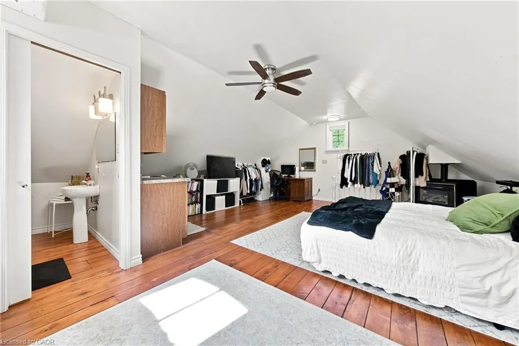 2177 Lakeshore Road