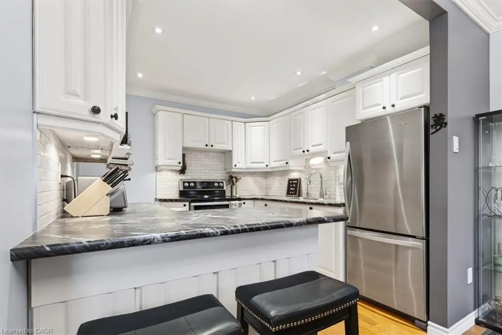 479 Woodview Road #3