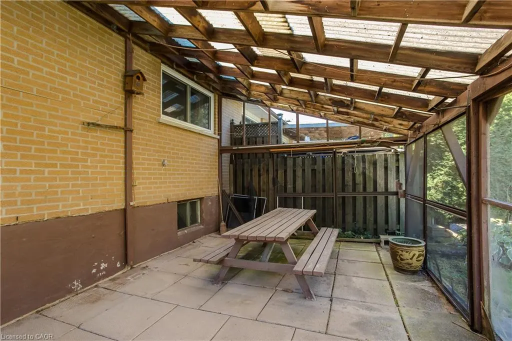 353 Enfield Road