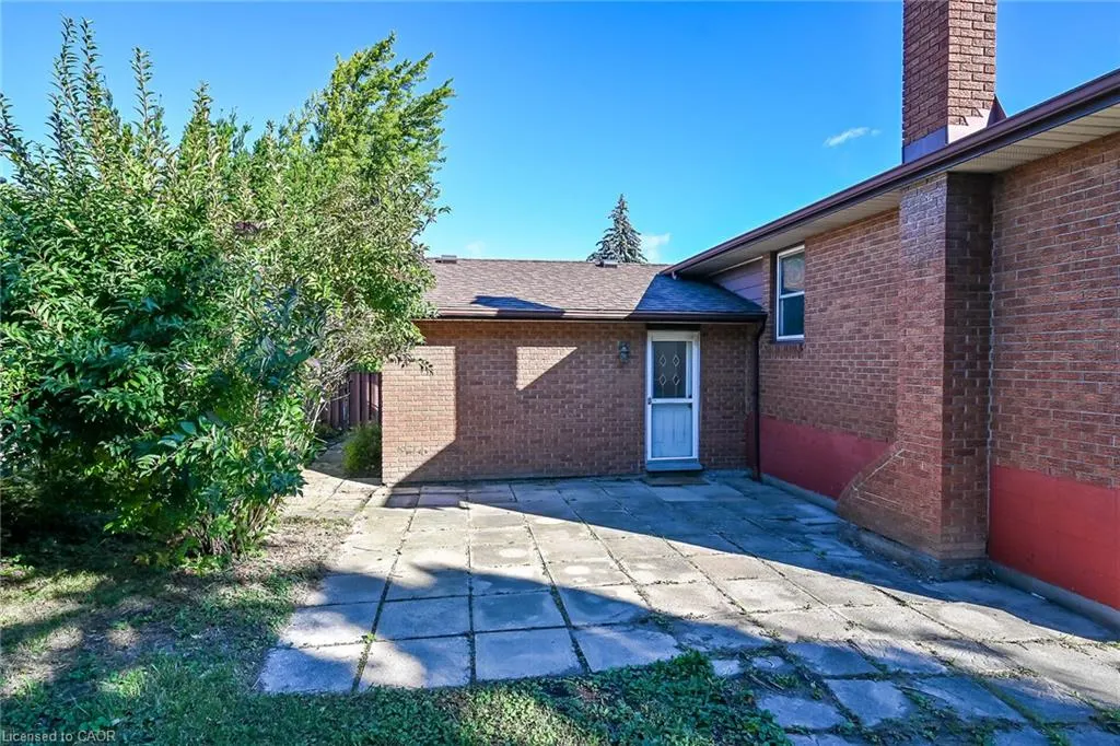 100 Marcella Crescent