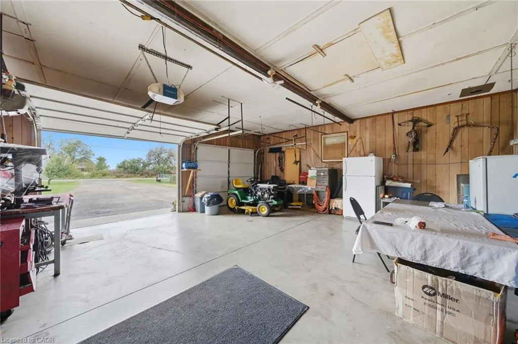 493 Allen Road