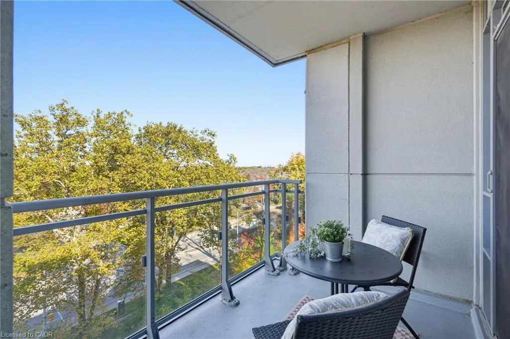 3500 Lakeshore Road W #711