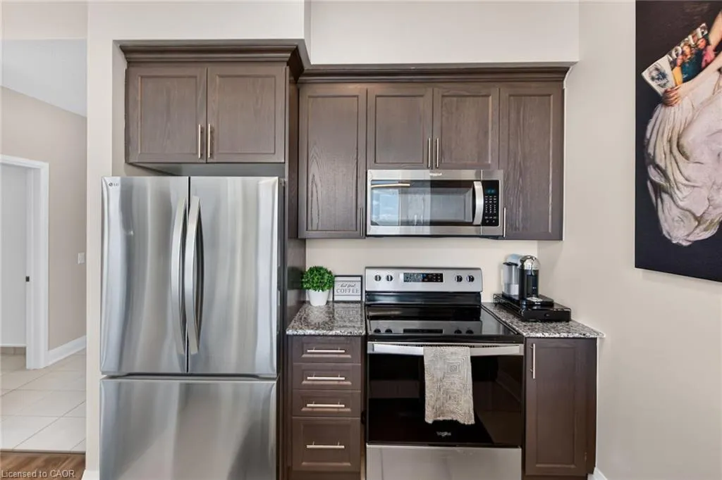 16 Concord Place #PH613