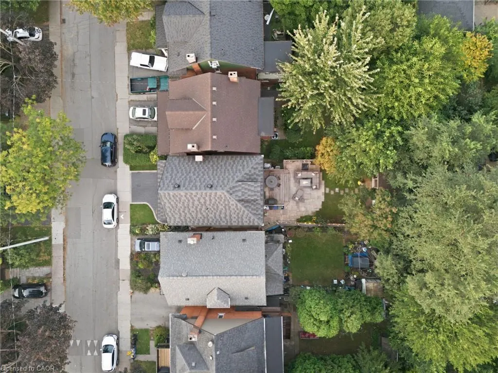 35 Fairleigh Avenue S