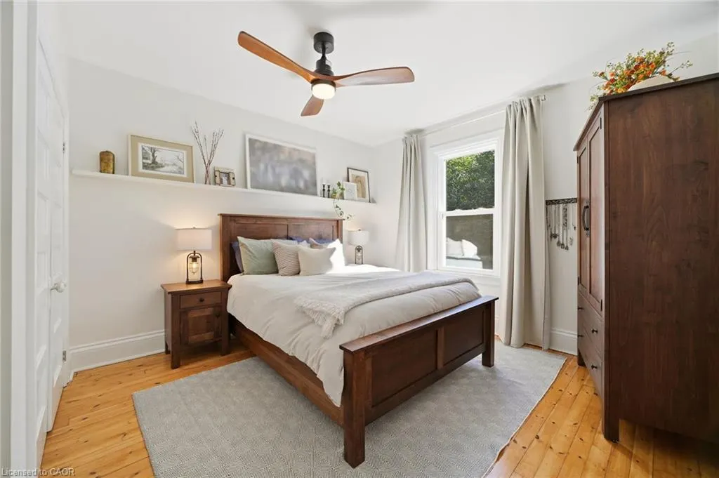 35 Fairleigh Avenue S