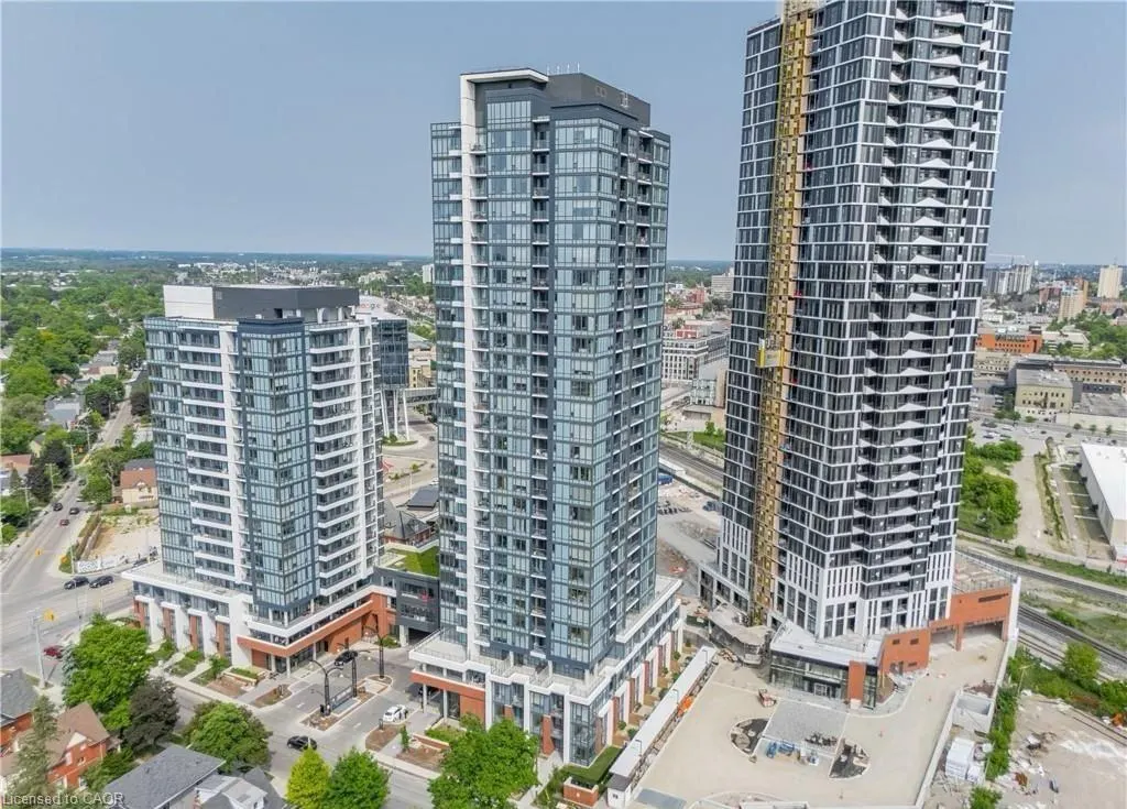 5 Wellington Street #1703