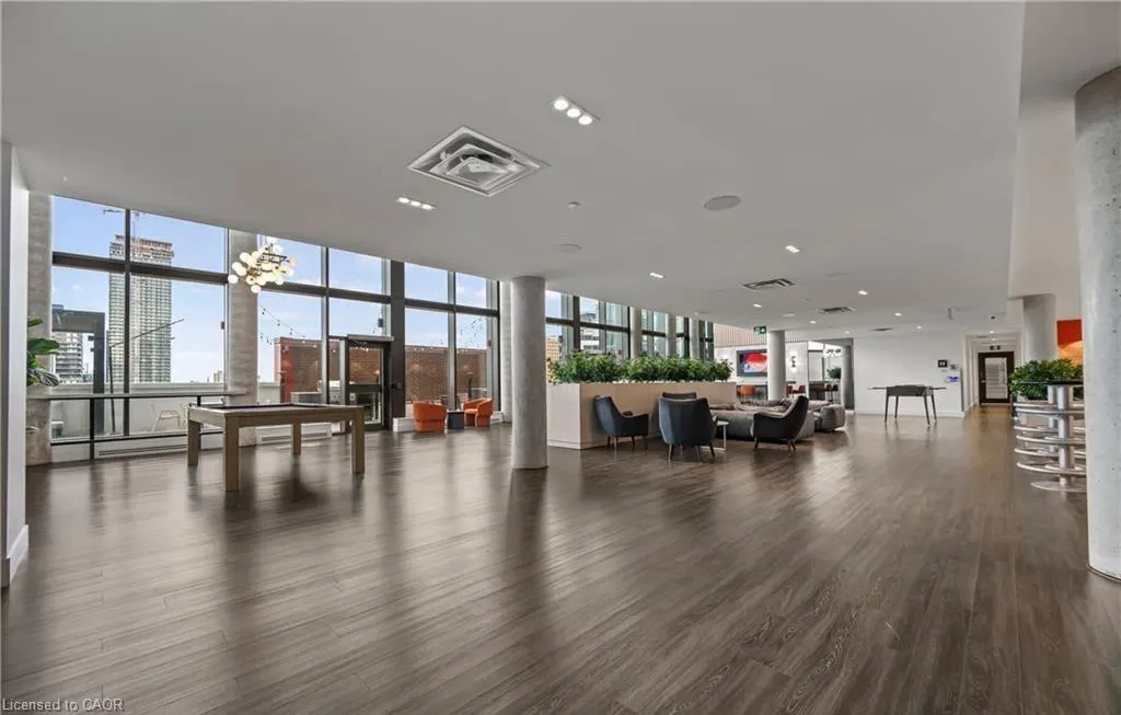 5 Wellington Street #1703