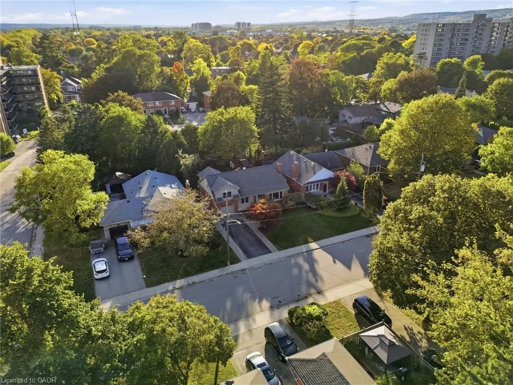 706 Brentwood Drive