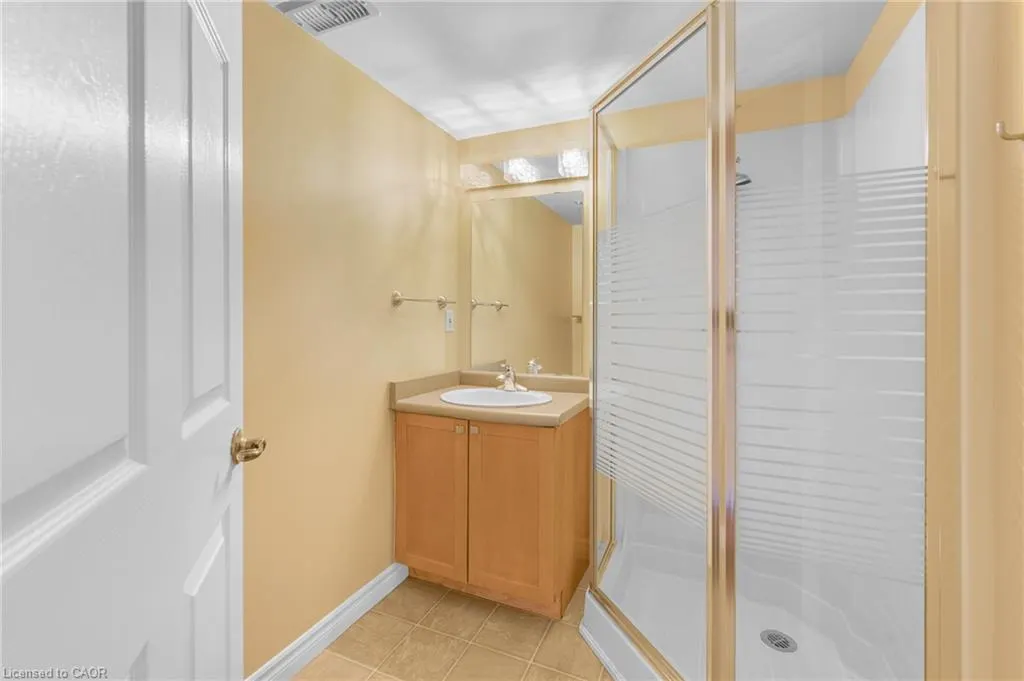 2075 Appleby Line #102