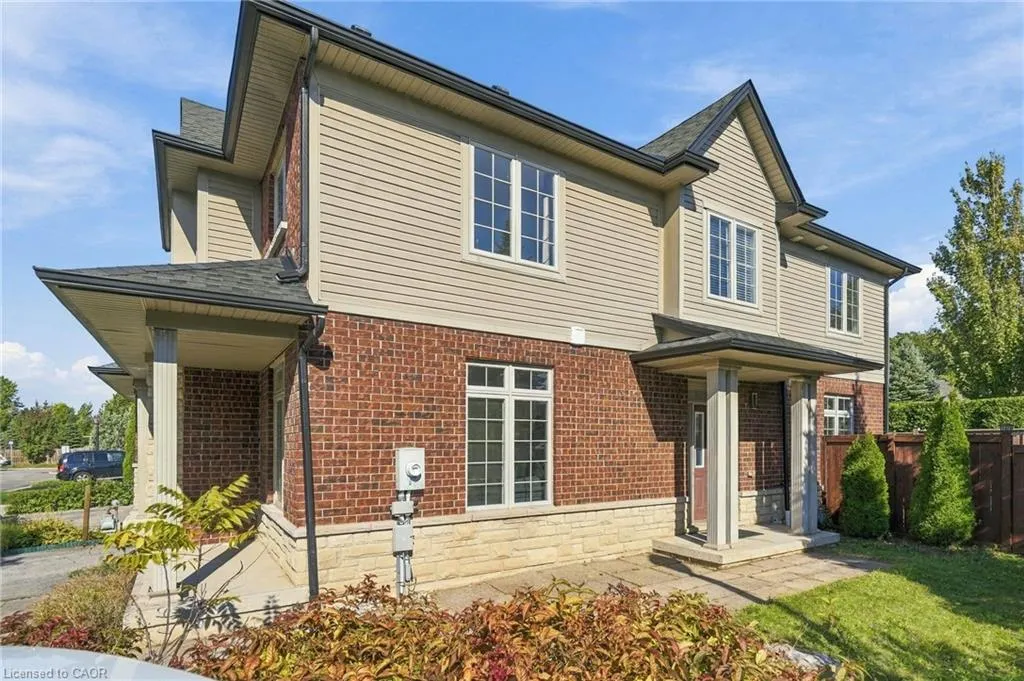 400 Stonehenge Drive #8