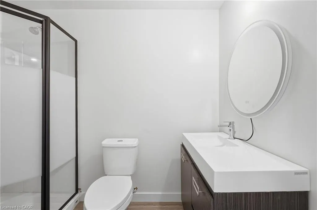 400 Stonehenge Drive #8