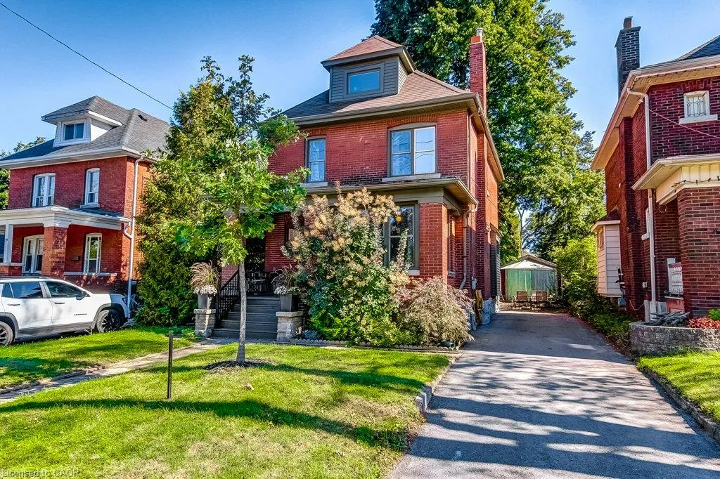 43 Rosslyn Avenue S