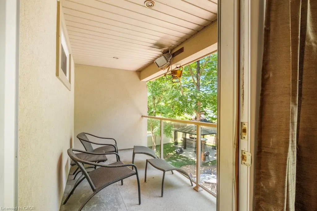 583 Stephens Crescent
