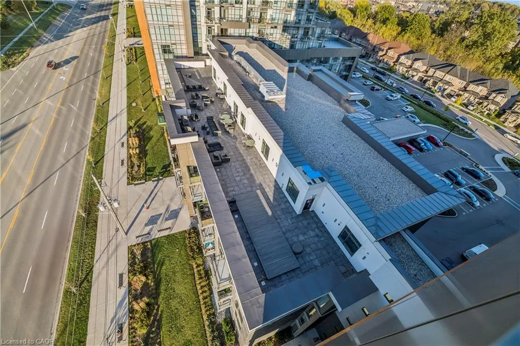 450 Dundas Street E #1005