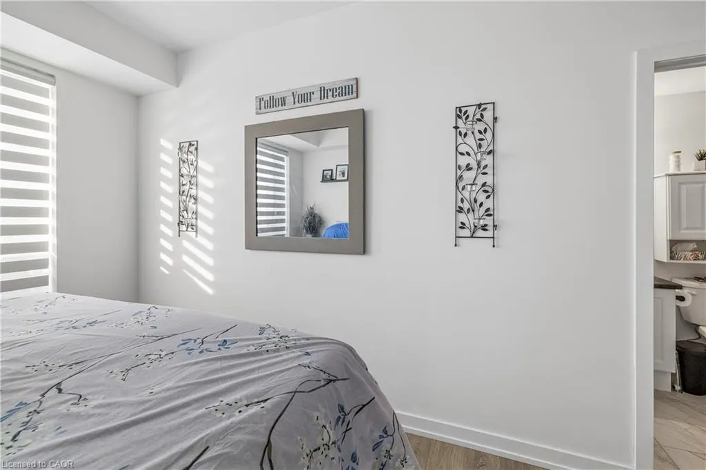 450 Dundas Street E #1005