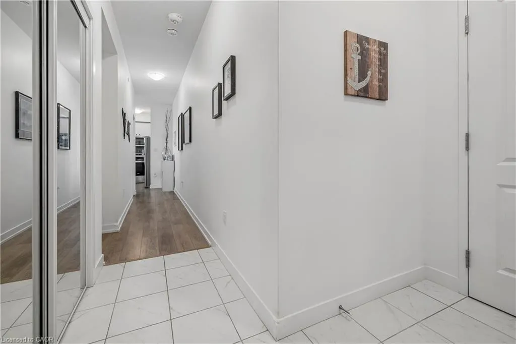 450 Dundas Street E #1005
