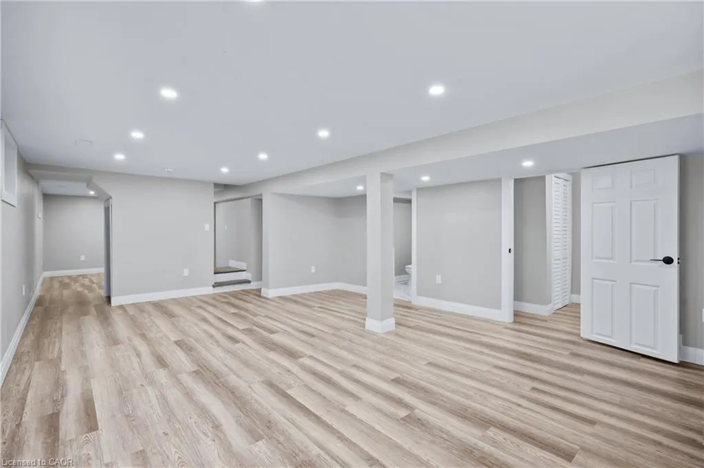 1041 Shepherd's Drive