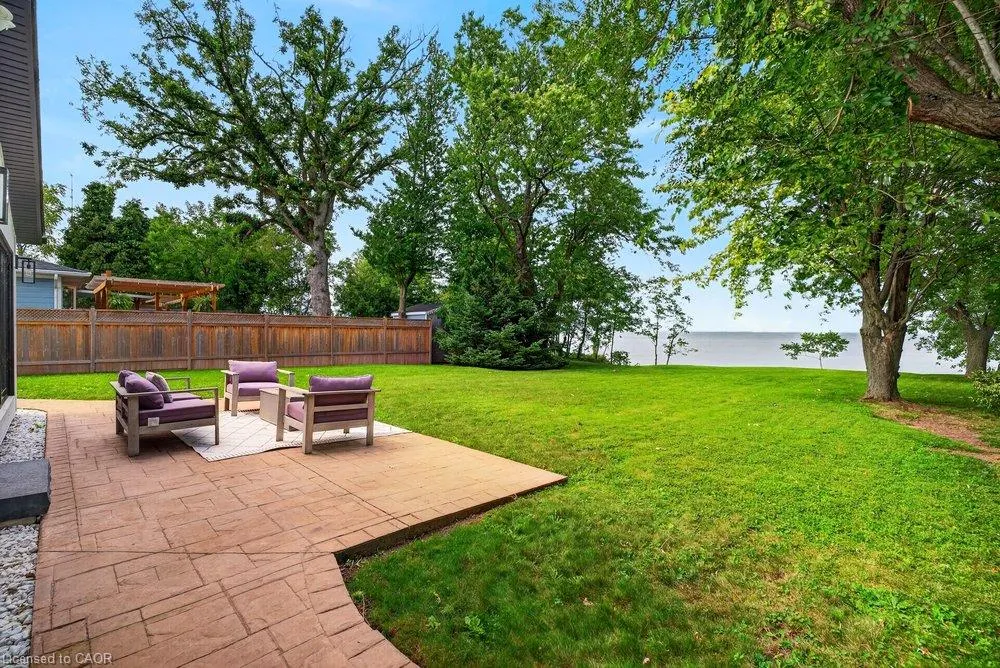 90 Lakeside Drive