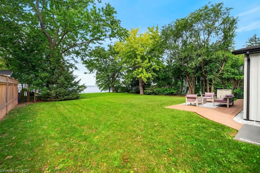 90 Lakeside Drive