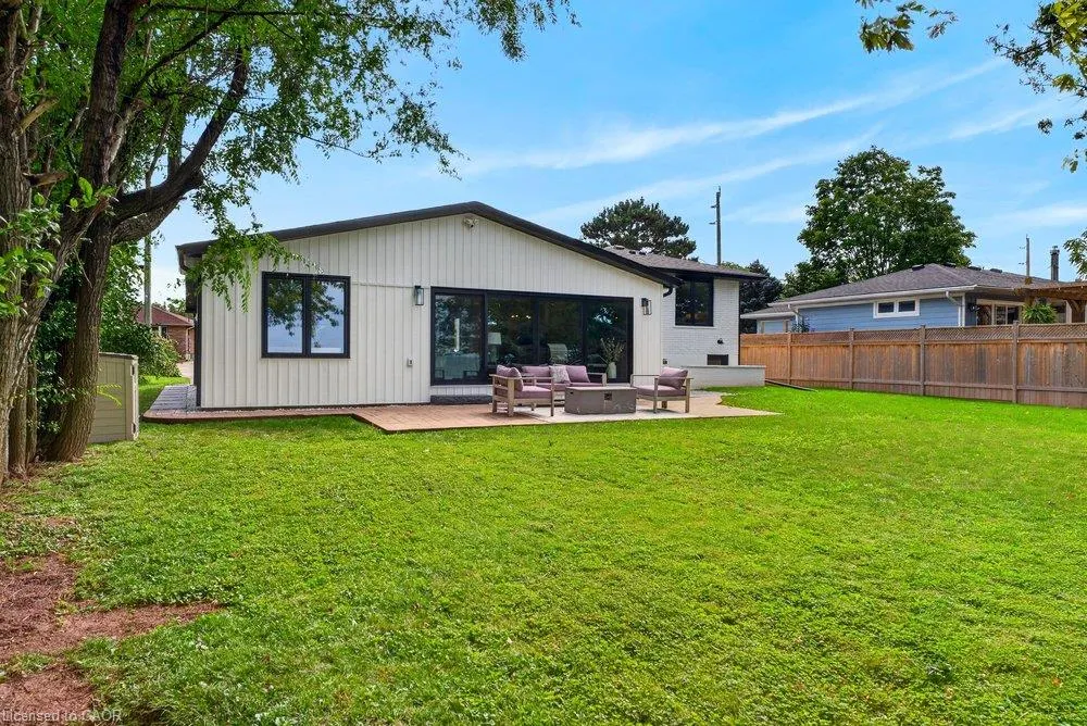 90 Lakeside Drive