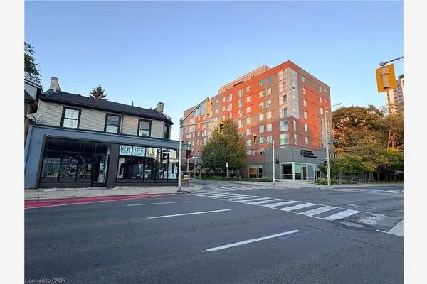 428 King Street W