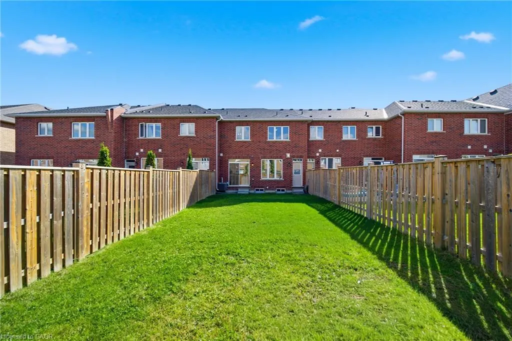 7 Heming Trail