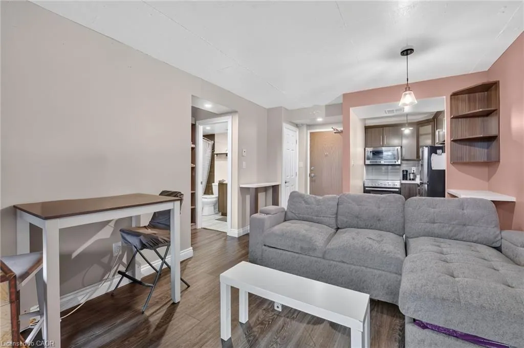 150 Charlton Avenue E #2905