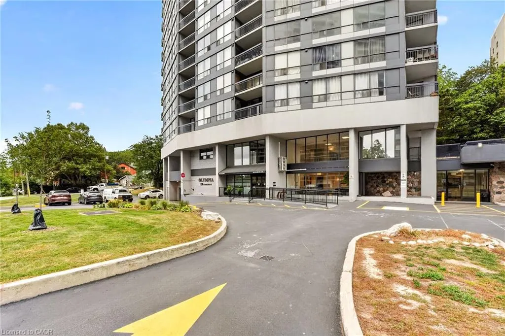 150 Charlton Avenue E #2905
