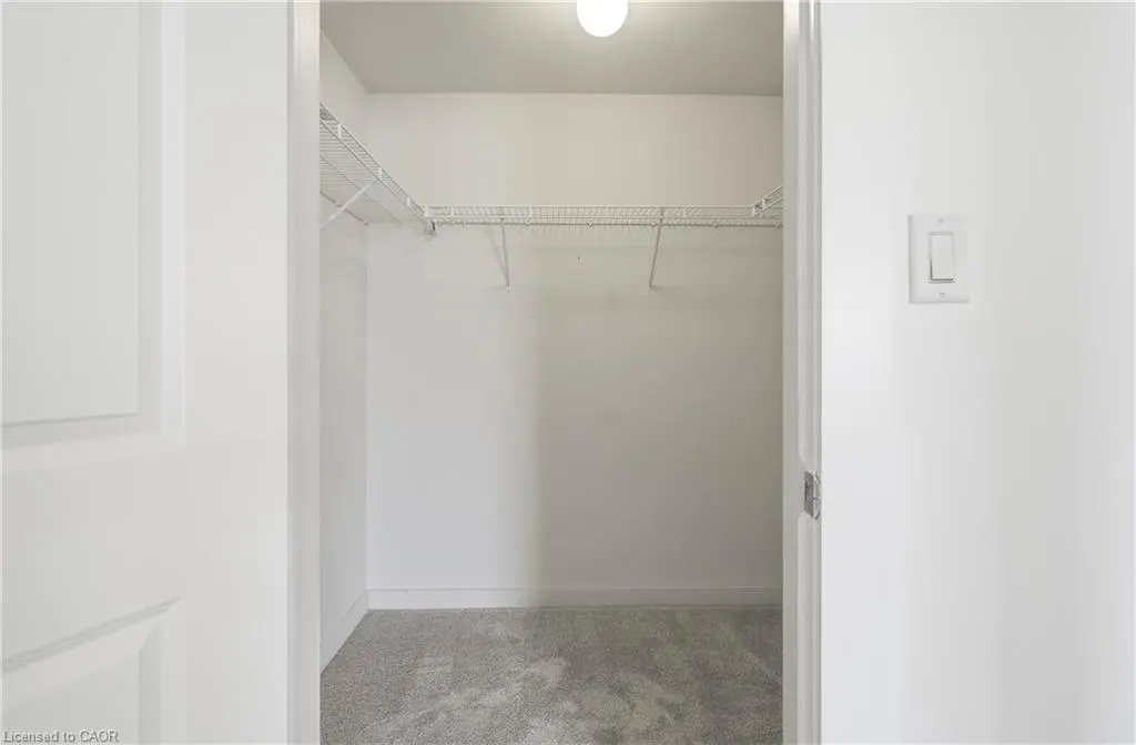 49 Ontario Street #8