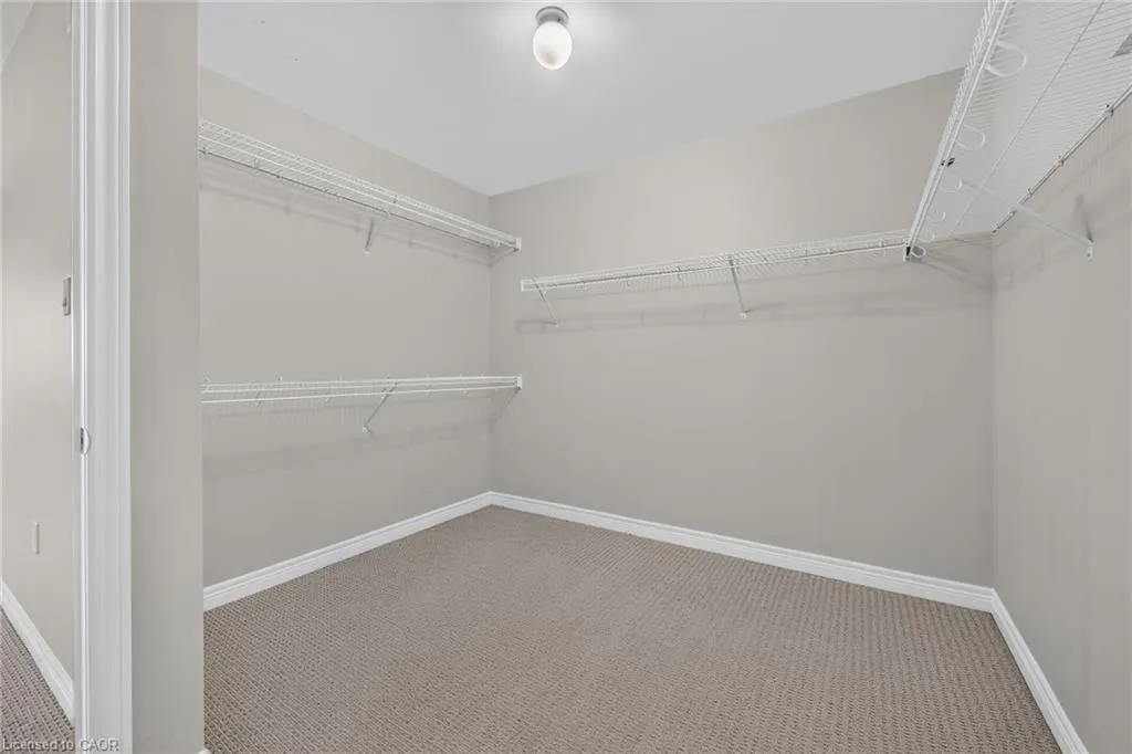 8 Lakelawn Road #22
