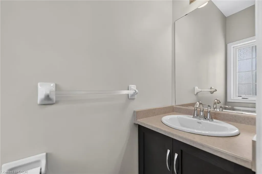 8 Lakelawn Road #22