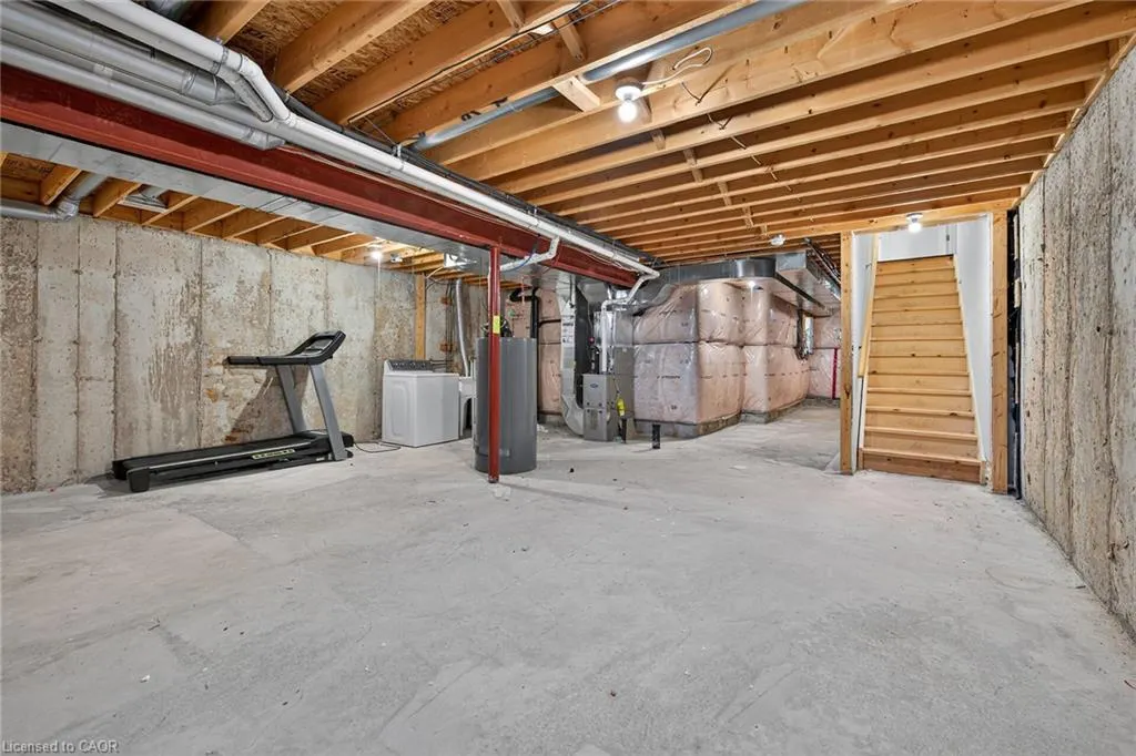 8 Lakelawn Road #22
