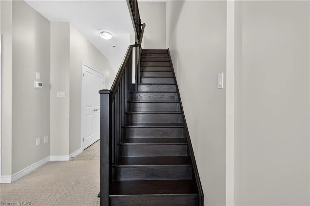 8 Lakelawn Road #22